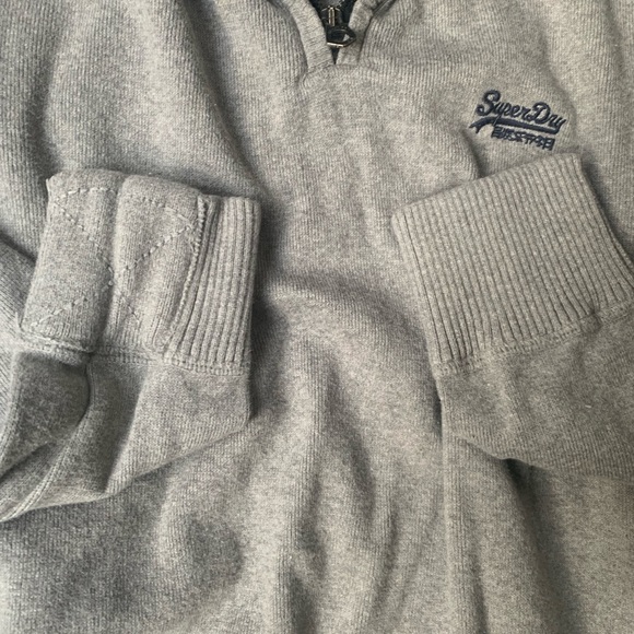 Stand up collar, a great sweater NWT - Picture 3 of 6